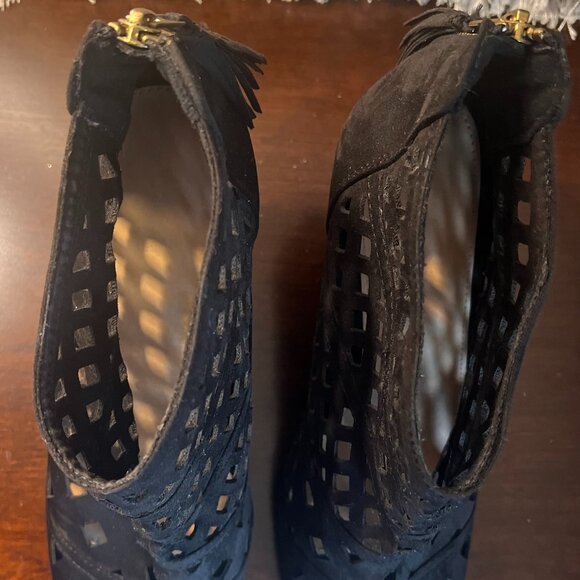 Black Suede Laser Cut Out Peep Toe Mesh Tassel Zip Up Heels in size 12 Wide - Picture 7 of 9